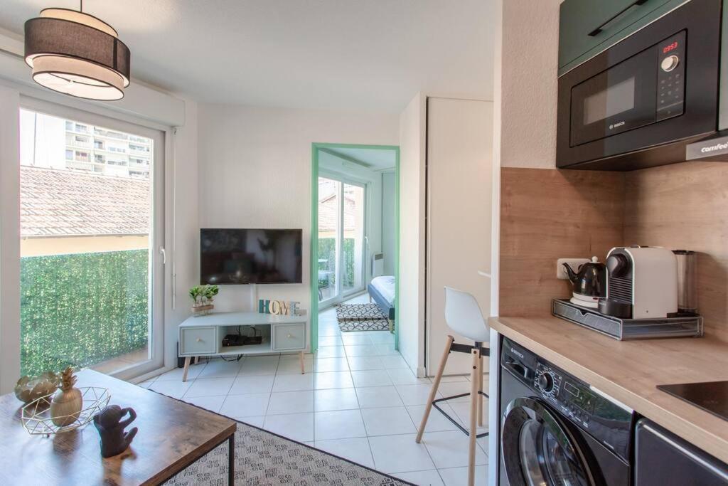 L44 1bdr Flat 10mins Walk To Port/balcon, Parking, Ac Appartamento Nizza